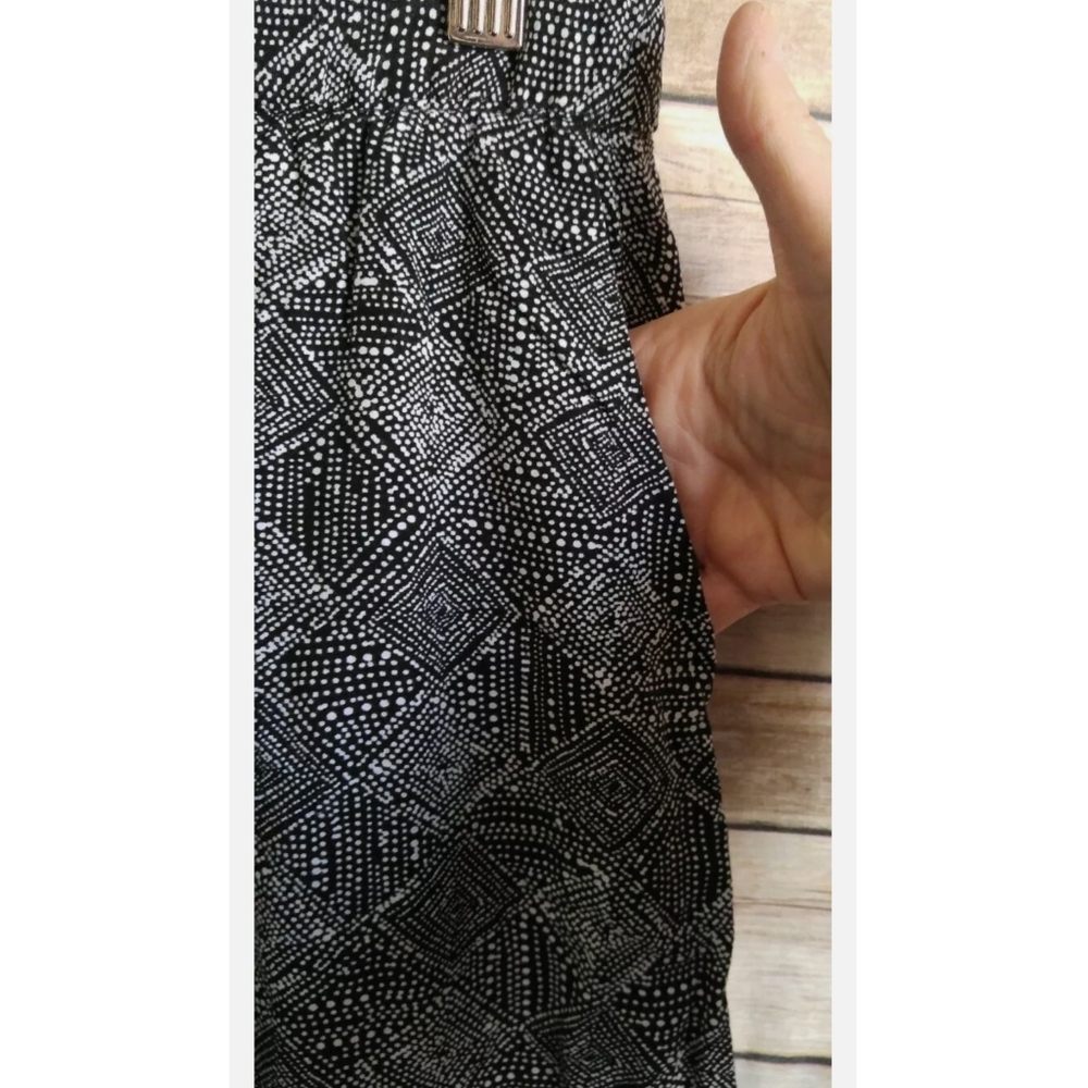 Old Navy Gaucho Pants - image 3
